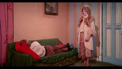 Hal daqiiqo oo erotica oo galmo ah oo majaajillo ah (1972)