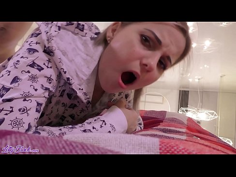 ❤️ Hooyada kacsiga leh ayaa wax liqeysa iyo galmo hor leh - cum u dhow ️ Muqaal dabada %so.com-porn-mz.ru ❤
