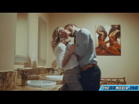 ❤️ Marka timo cad oo bunni ah ay kugu sasabtaan qolka nasashada ee dadweynaha ️ Muqaal dabada %so.com-porn-mz.ru ❤